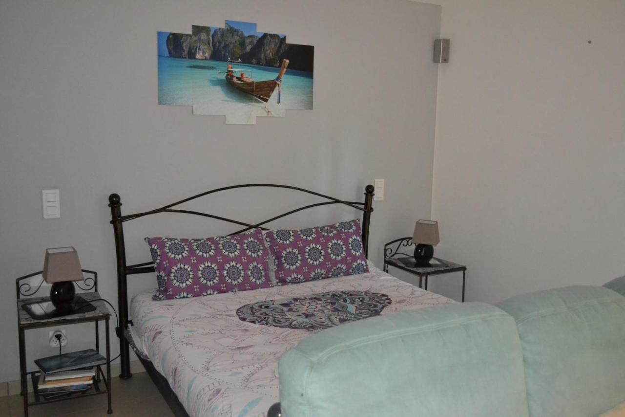 Flassans-sur-Issole Suite 30 M2 Ideale Pour 2 Personnes المظهر الخارجي الصورة