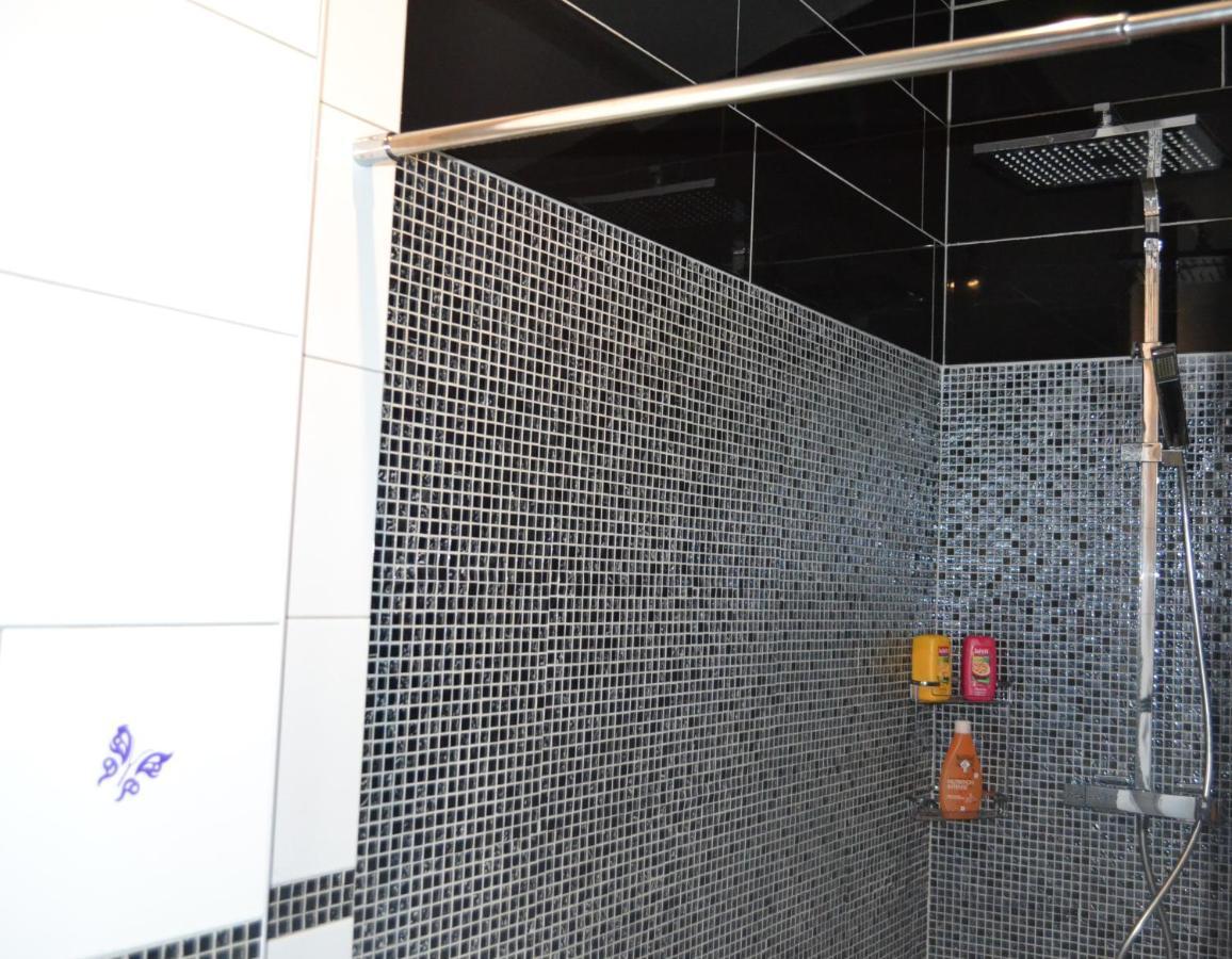 Flassans-sur-Issole Suite 30 M2 Ideale Pour 2 Personnes المظهر الخارجي الصورة
