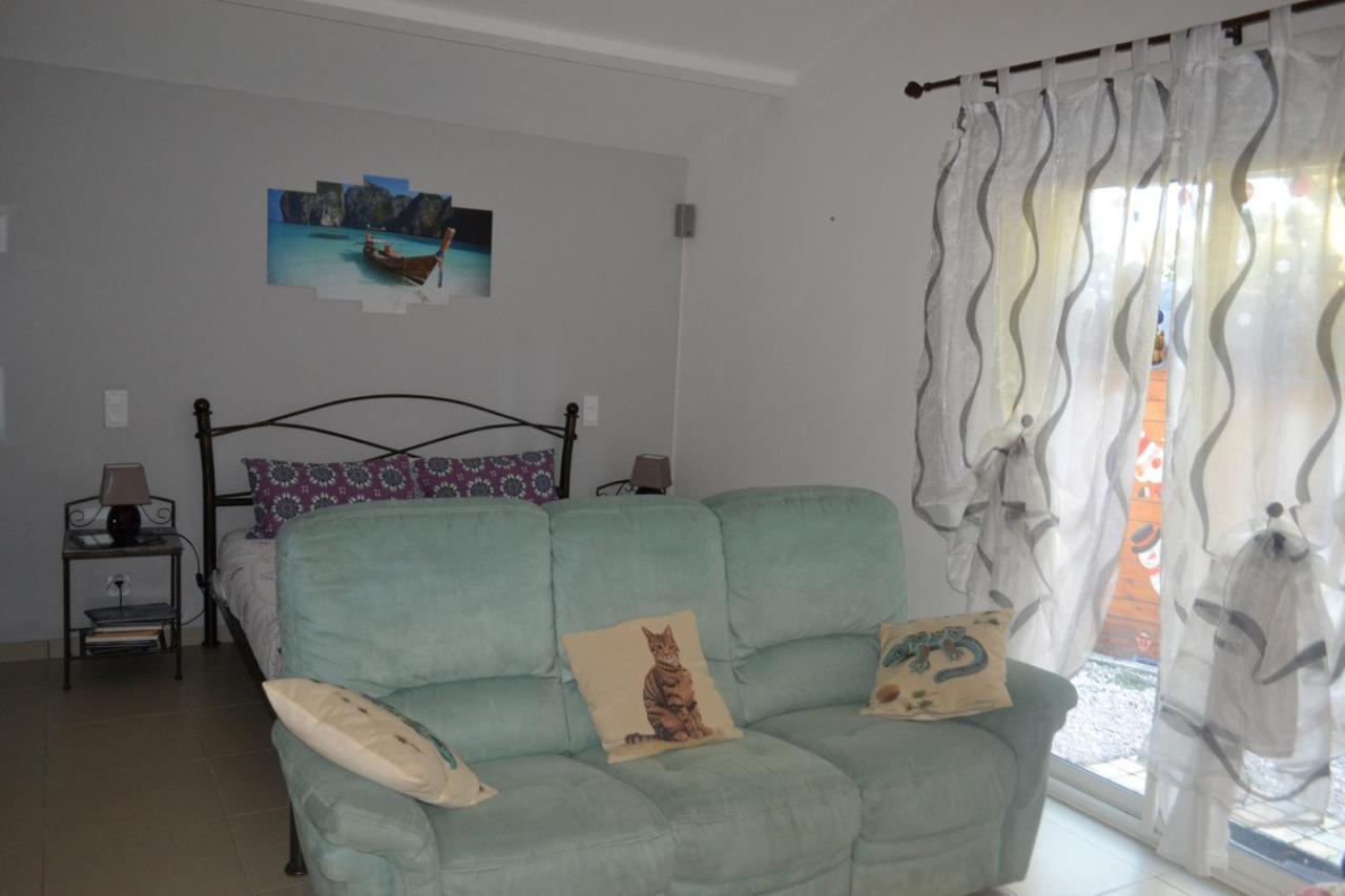 Flassans-sur-Issole Suite 30 M2 Ideale Pour 2 Personnes المظهر الخارجي الصورة